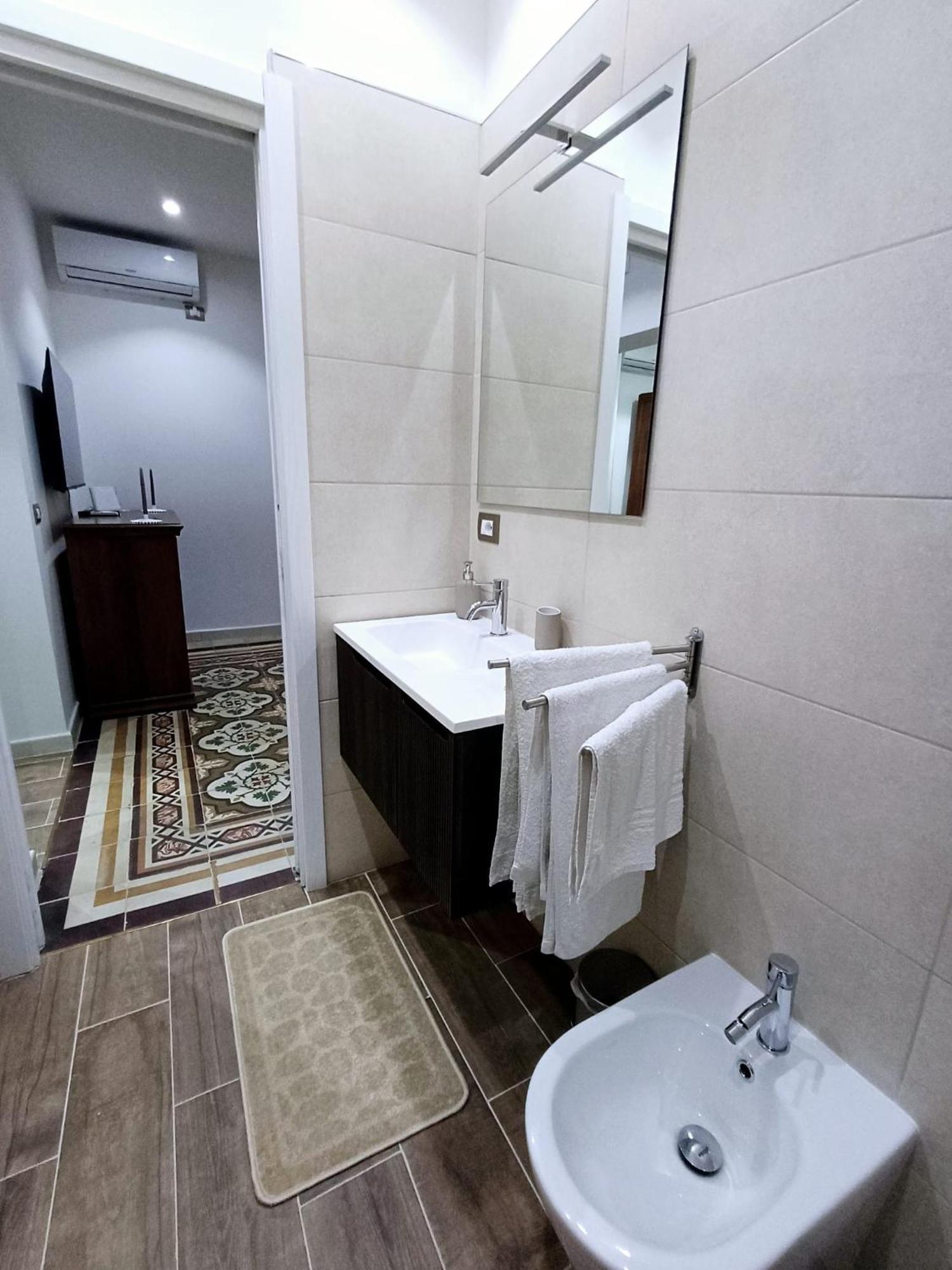 San Marco Apartment Бари Екстериор снимка